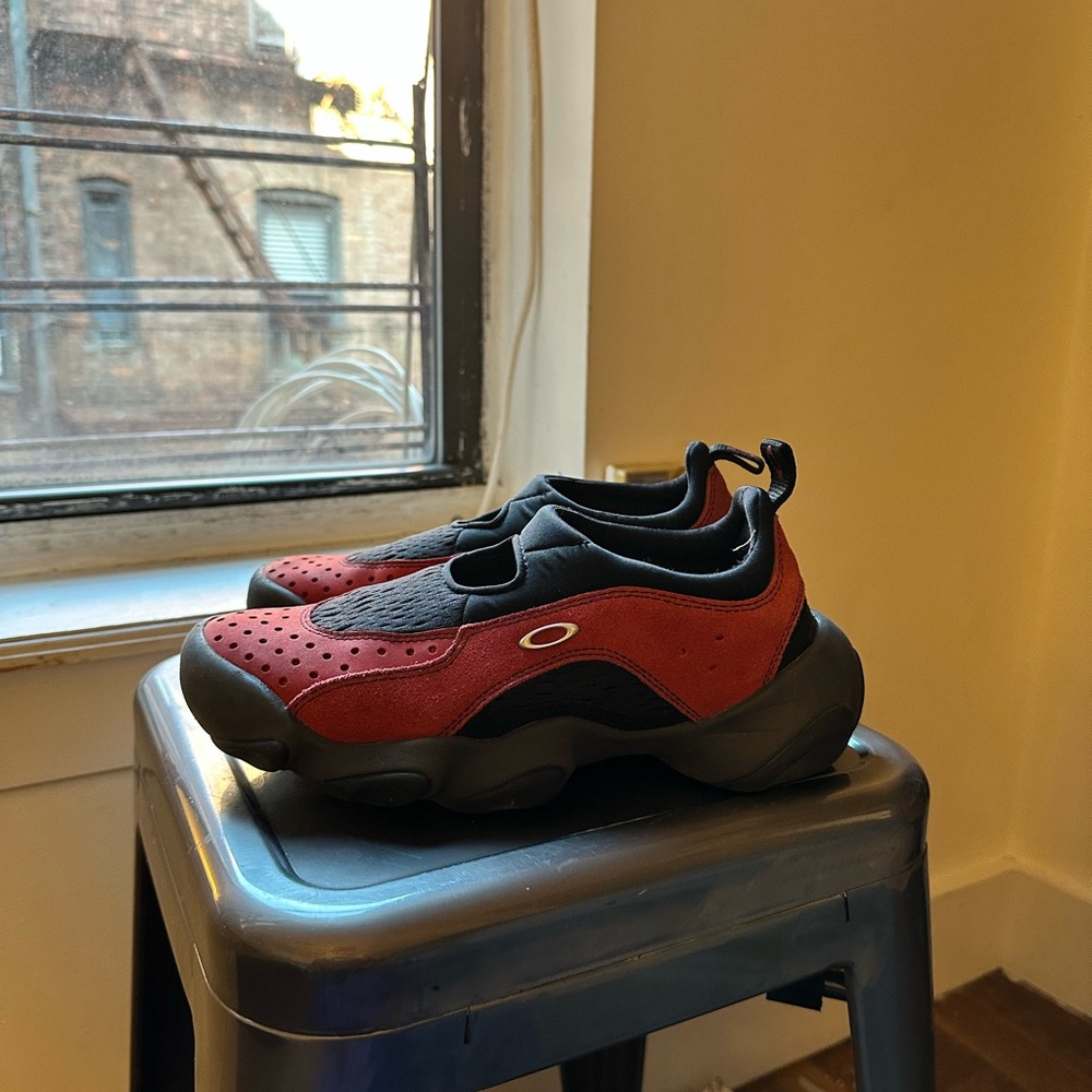 Oakley x Braindead Factory Team Flesh Sandal in Red